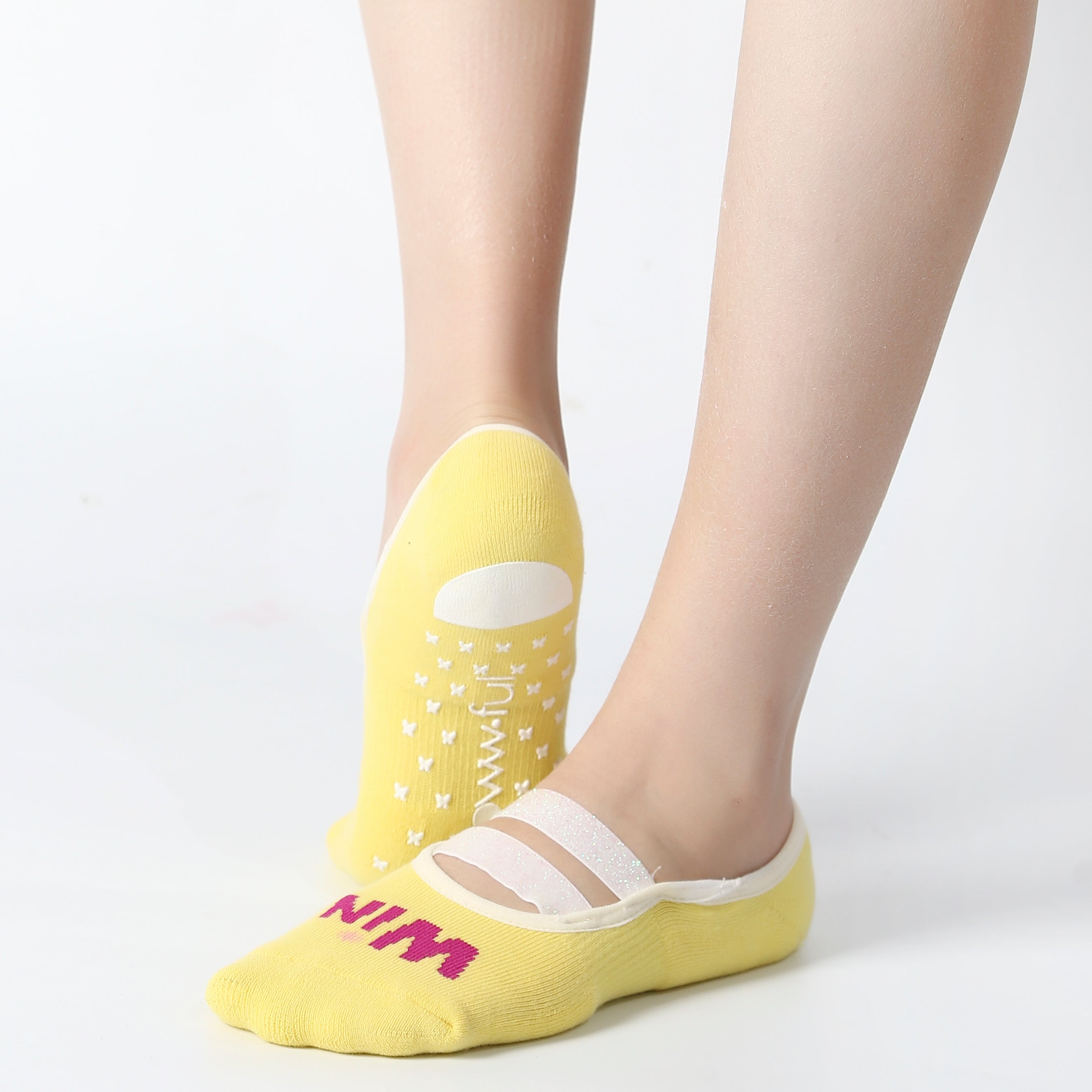 Rebel Yellow – Ankle Grip Socks – POWWFUL